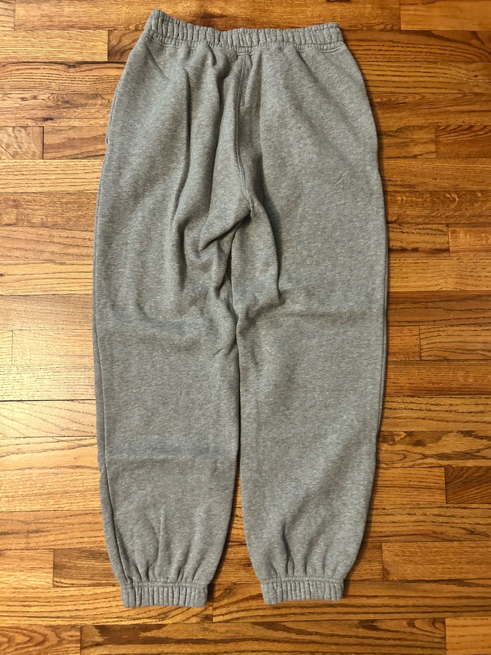 Abercrombie & Fitch gray joggers - Picture 3 of 10